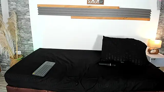 Snapshot of Lia_James_ chatting on March 2026 02:03:02 PM Lia James online show from March 2026 02:03:02 PM