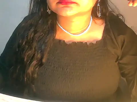 Snapshot of Saniya_K2 chatting on February 2026 03:27:02 PM Saniya K2 online show from February 2026 03:27:02 PM