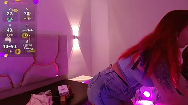 Snapshot of Sashaa_tay chatting on February 2026 07:15:01 PM Sashaa tay online show from February 2026 07:15:01 PM