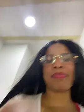 Snapshot of brytaniweed chatting on February 2026 04:31:01 AM brytaniweed online show from February 2026 04:31:01 AM