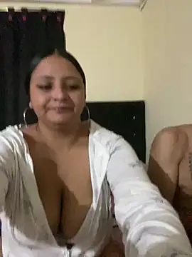 EmmaXDonald online show from March 2026 05:44:01 AM