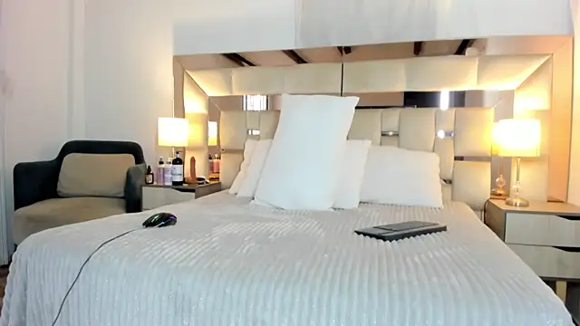 EloiseClairmont online show from March 2026 07:51:02 PM