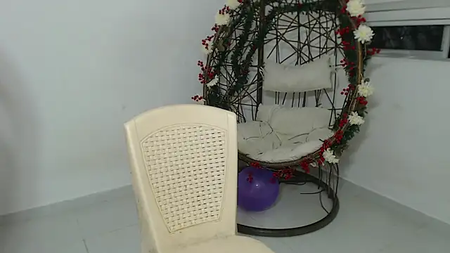 EllieConnor online show from June 2026 03:25:01 AM