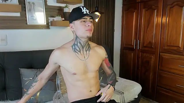 acxel prescot online show from April 2026 08:46:01 PM