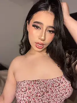 Sofiia Vegaa online show from April 2026 01:53:01 AM