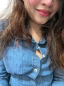 riya sharma11 online show from April 2026 05:07:02 PM