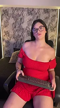 Snapshot of Dahlia-Rose chatting on February 2026 07:52:01 PM Dahlia-Rose online show from February 2026 07:52:01 PM