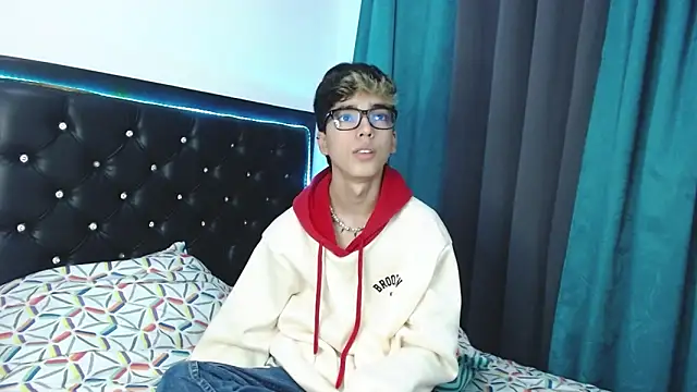 gabriel x18 online show from February 2026 04:55:02 AM