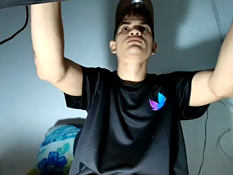 Jesshot bigcock20cm online show from March 2026 09:35:01 AM