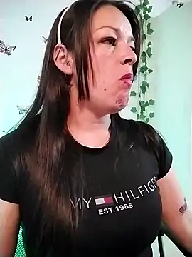 Snapshot of Ivanna_Greey1 chatting on February 2026 09:04:01 PM Ivanna Greey1 online show from February 2026 09:04:01 PM