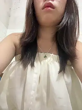 DoliceGirl2k online show from April 2026 12:58:02 PM