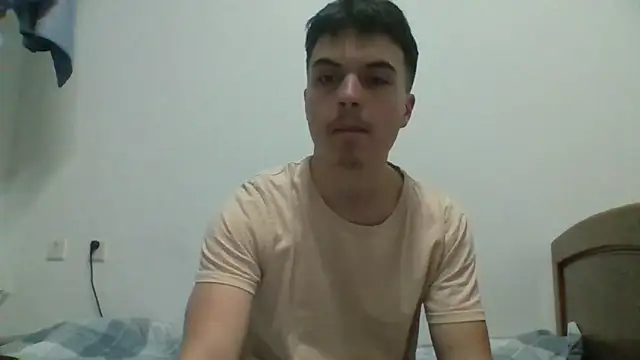 MrPine19 online show from February 2026 12:27:01 PM