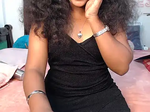 Snapshot of VixenNandhu chatting on July 2026 10:32:01 AM VixenNandhu online show from July 2026 10:32:01 AM
