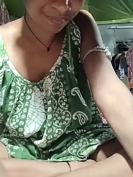 Snapshot of Sweet-runi chatting on June 2026 03:10:02 PM Sweet-runi online show from June 2026 03:10:02 PM