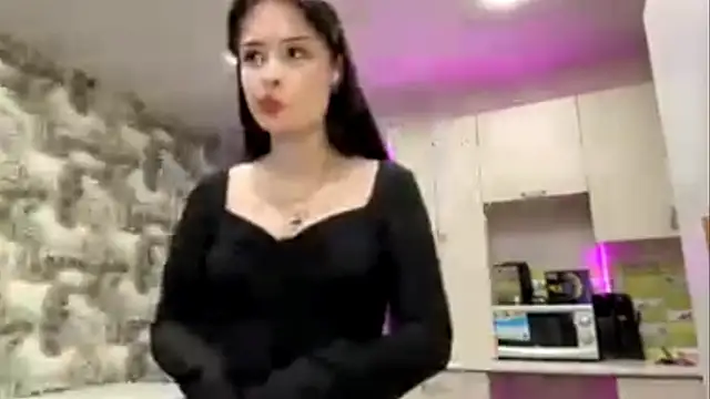 Snapshot of annicefeel chatting on February 2026 02:11:02 PM annicefeel online show from February 2026 02:11:02 PM