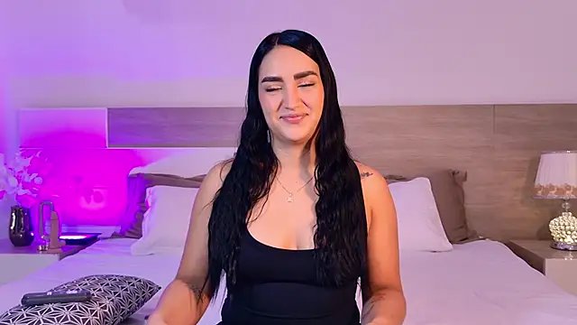 MaraGrief  online show from April 2026 11:11:01 AM