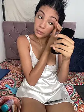 Britney  Latina online show from February 2026 01:37:01 AM