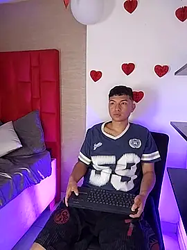 Snapshot of Liam_Sean chatting on February 2026 02:05:02 PM Liam Sean online show from February 2026 02:05:02 PM