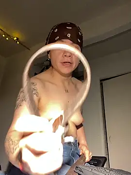 SimonMasseel online show from February 2026 05:52:01 PM