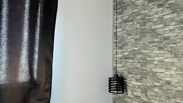 ASHLEY COLLINS1 online show from April 2026 01:48:02 PM