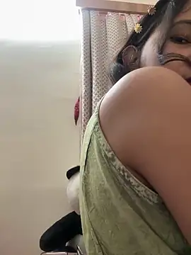 raavigirl online show from June 2026 09:00:02 AM