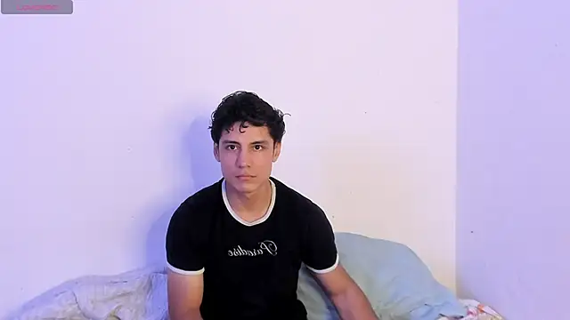 Snapshot of hans_andres17 chatting on February 2026 12:15:01 AM hans andres17 online show from February 2026 12:15:01 AM