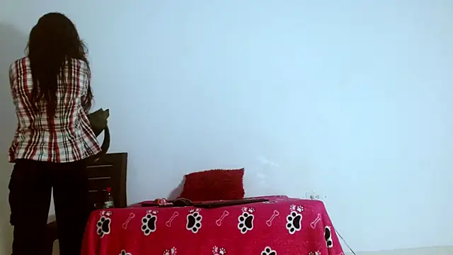 karolsweetvagi online show from April 2026 05:04:02 PM