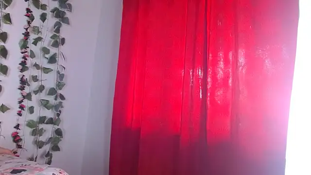 karolsweetvagi online show from June 2026 06:23:01 PM