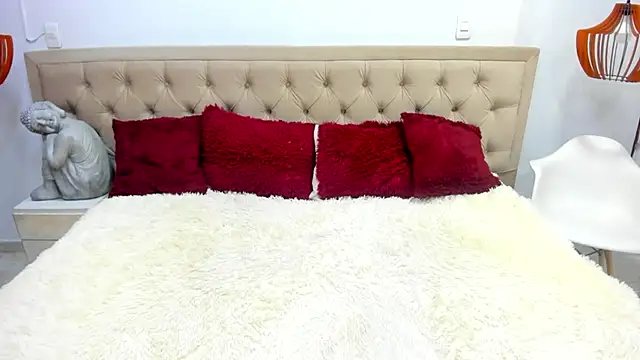 Snapshot of lucyscay_ chatting on February 2026 10:19:02 PM lucyscay online show from February 2026 10:19:02 PM