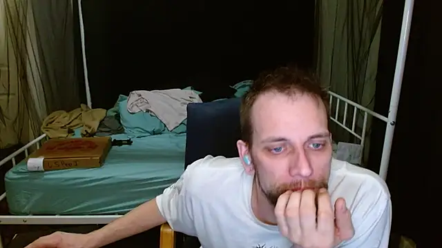 Snapshot of cguffey2284 chatting on February 2026 03:38:02 AM cguffey2284 online show from February 2026 03:38:02 AM