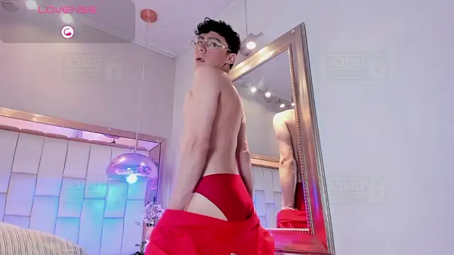 Sebastian Collins  online show from February 2026 09:11:01 PM