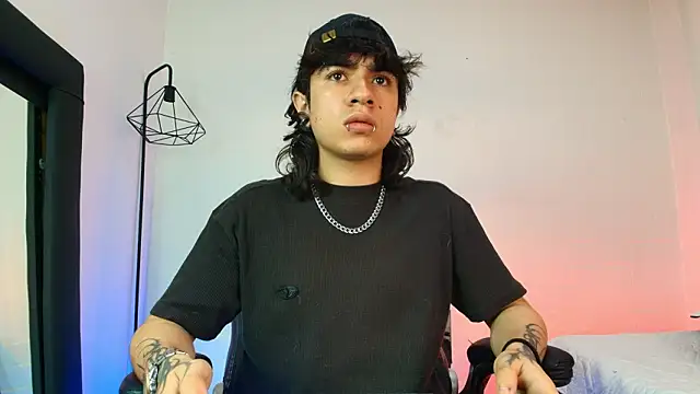 Axell Kussh online show from March 2026 03:22:02 AM