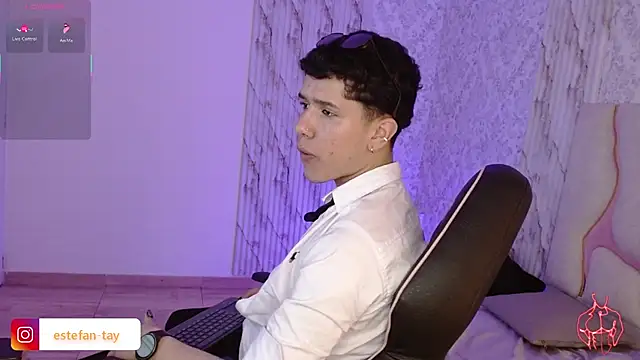 Snapshot of estefan_tay chatting on March 2026 07:15:01 AM estefan tay online show from March 2026 07:15:01 AM