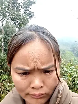 Luminana online show from March 2026 12:51:01 AM