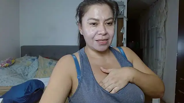 Karo sexy online show from February 2025 05:12:02 AM