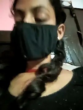 BIG QWEEN NO1 online show from April 2026 04:12:01 PM