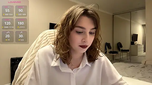 ElliKrovel online show from February 2026 02:14:01 PM