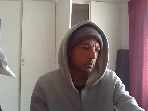 lavelle26 online show from April 2026 09:43:01 AM