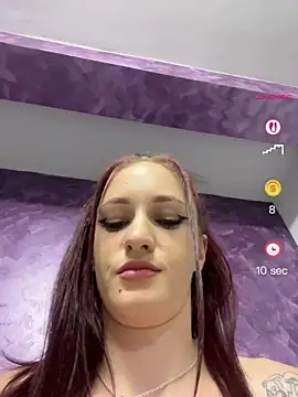 Roxyfoxyyy online show from July 2026 08:57:02 PM