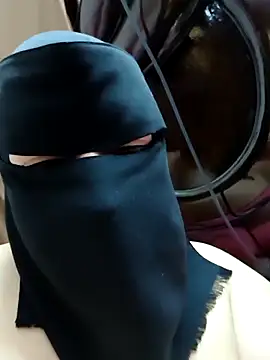 Warda Egy online show from April 2026 08:18:02 AM