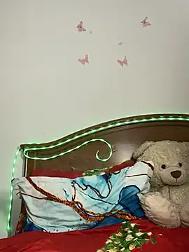 Snapshot of Amber_Sinn chatting on March 2026 07:32:01 PM Amber Sinn online show from March 2026 07:32:01 PM