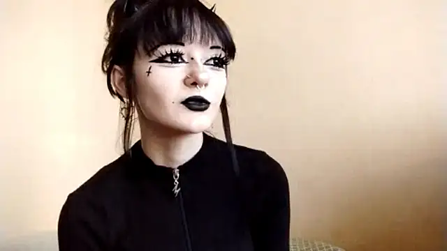 Snapshot of SmilingPatent chatting on February 2026 01:04:01 PM SmilingPatent online show from February 2026 01:04:01 PM