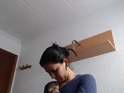 Snapshot of ZeforAitanna chatting on February 2026 10:20:02 AM ZeforAitanna online show from February 2026 10:20:02 AM