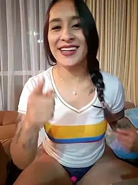 Snapshot of Paola_andrade chatting on May 2026 01:55:01 AM Paola andrade online show from May 2026 01:55:01 AM