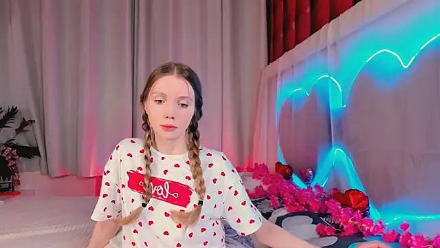 Snapshot of lada2k4 chatting on February 2026 05:28:02 AM lada2k4 online show from February 2026 05:28:02 AM