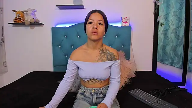 Sandy ass 69  online show from February 2026 09:37:02 PM