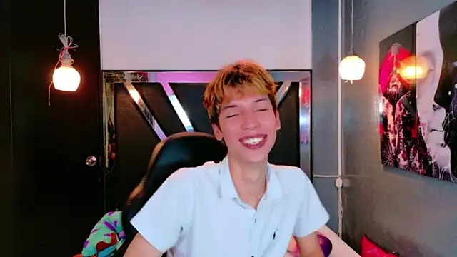 Snapshot of Liam_Green1 chatting on February 2026 12:12:01 PM Liam Green1 online show from February 2026 12:12:01 PM