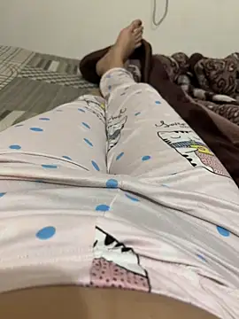 unicornbabe23 online show from May 2026 02:42:02 AM