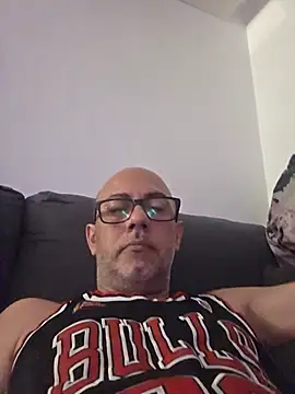 pareja47 online show from June 2026 08:32:02 PM
