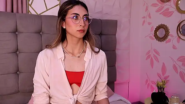 EmmaClark   online show from February 2026 03:24:01 PM